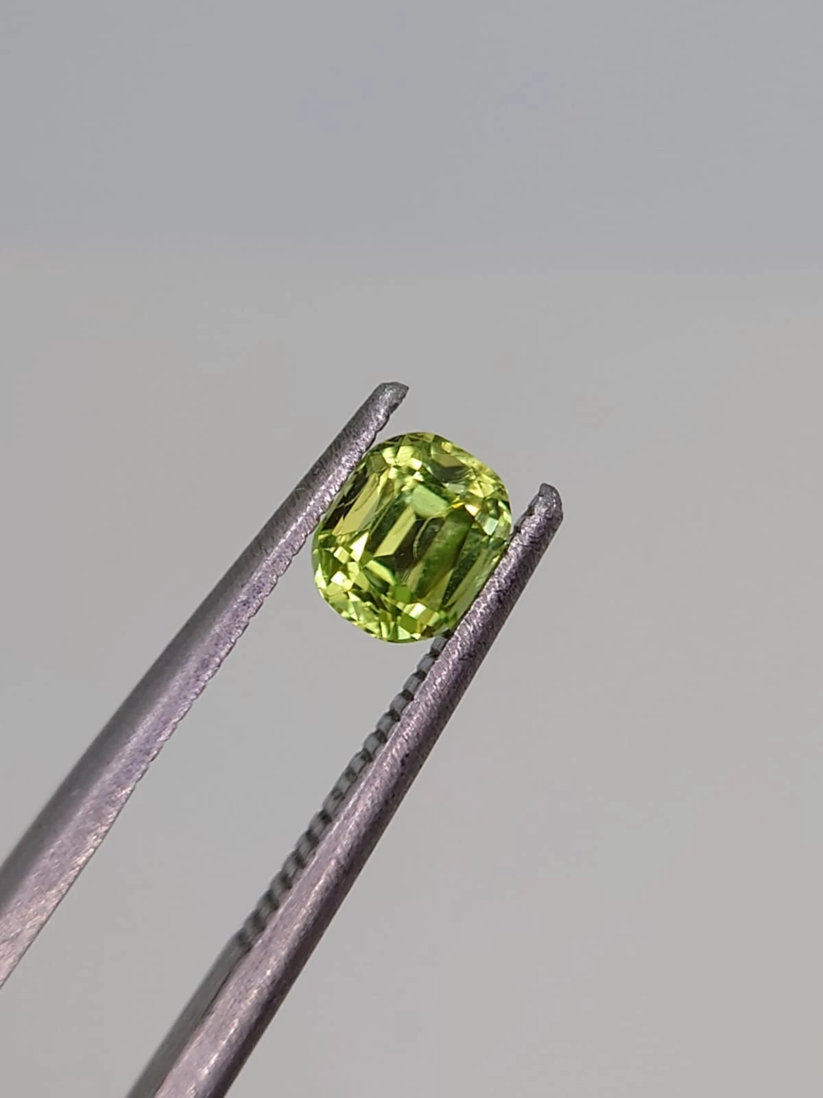 0.60ct Natural Cushion Cut Peridot from Pakistan — view 5